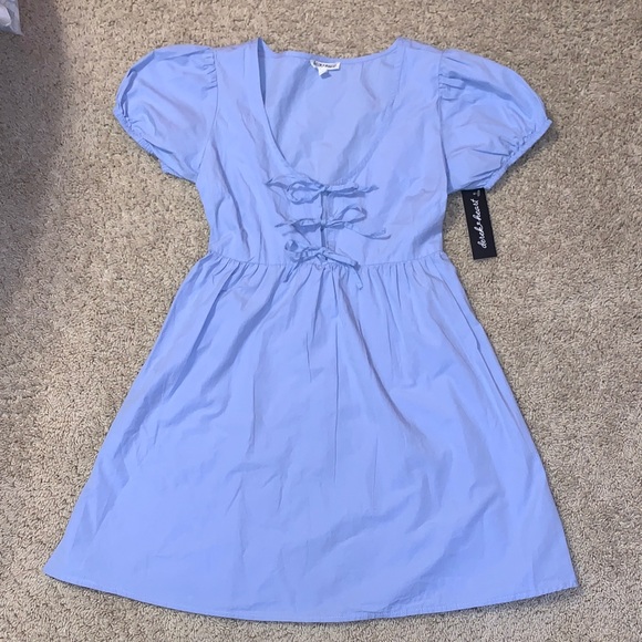 Derek Heart Dresses & Skirts - NWT Women’s Baby Blue Bows Puff Sleeve Mini Cotton Dress Size Medium